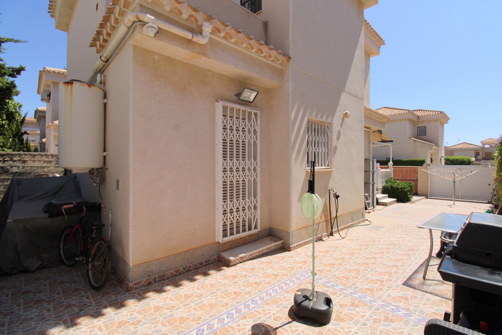 3 chambre Villa/Maison à vendre à Playa Flamenca avec piscine - 395 000 € (Ref: 10005166)