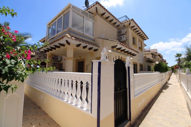 3 bedroom Townhouse for sale in Punta Prima, Torrevieja with pool - € 195,000 (Ref: 10005167)