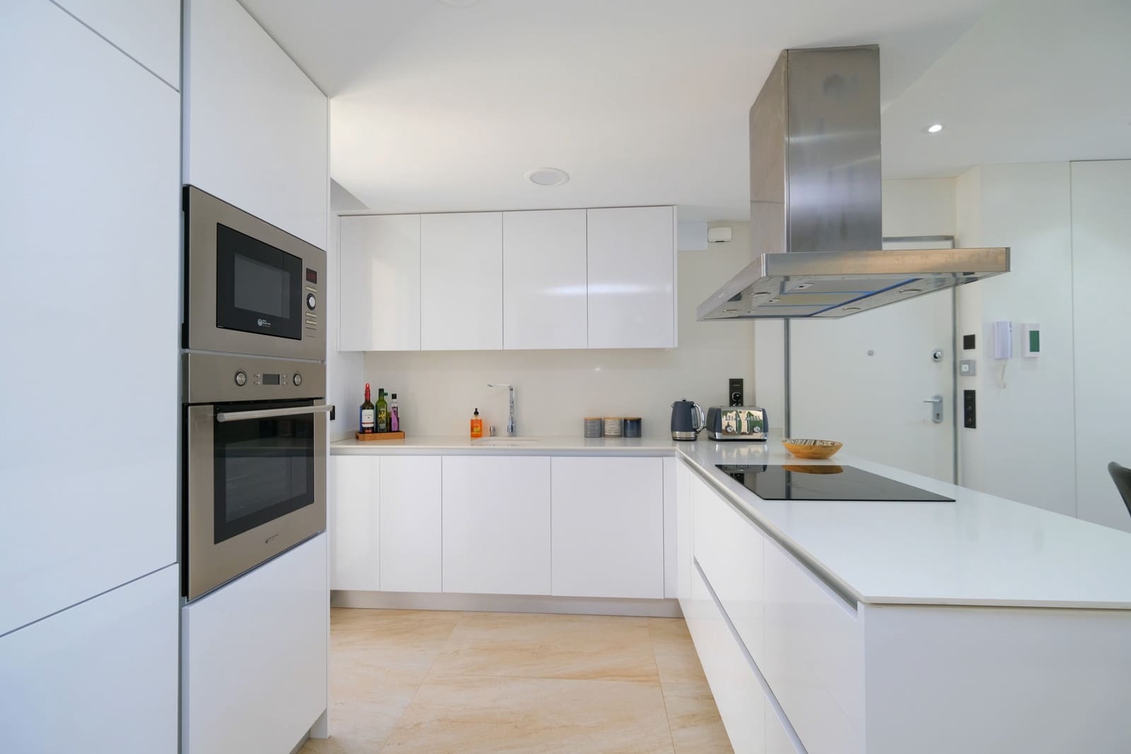 3 soveværelse Villa til salg i Villamartin med swimmingpool garage - € 485.000 (Ref: 10011070)