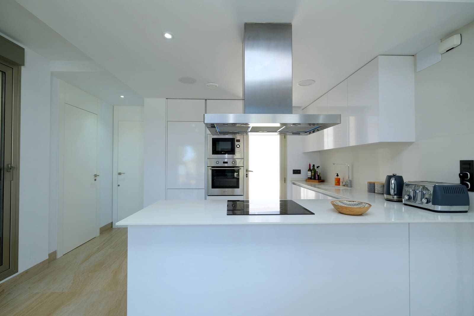 3 soveværelse Villa til salg i Villamartin med swimmingpool garage - € 485.000 (Ref: 10011070)