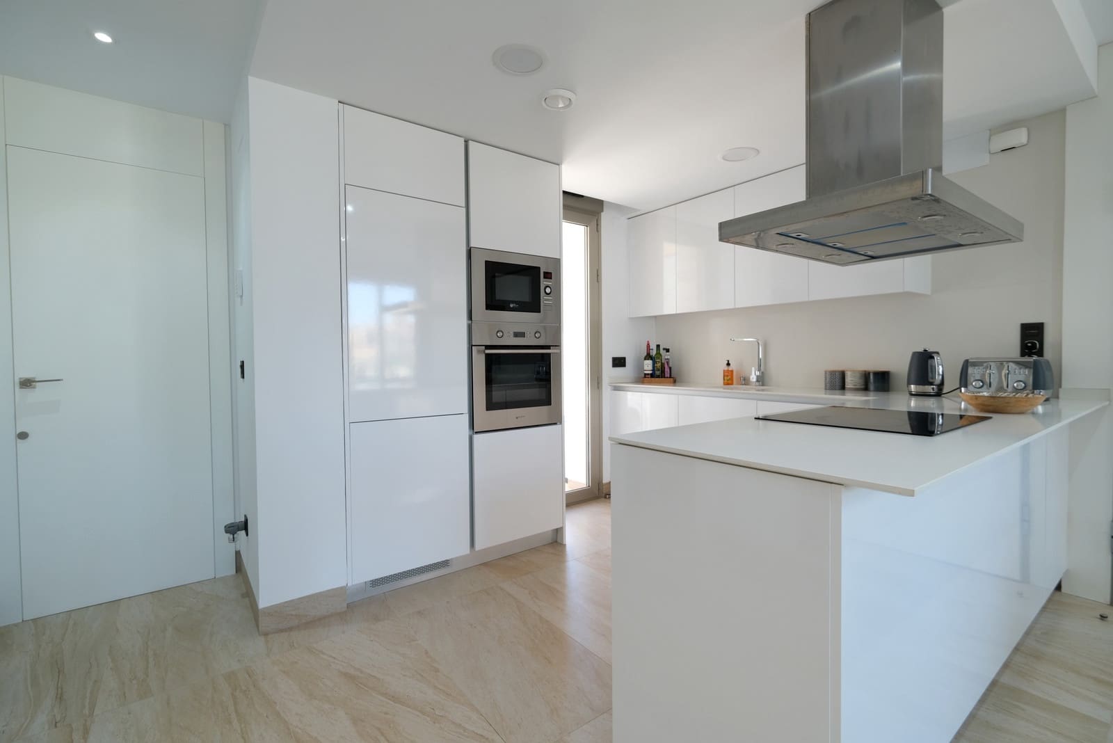 3 soveværelse Villa til salg i Villamartin med swimmingpool garage - € 485.000 (Ref: 10011070)