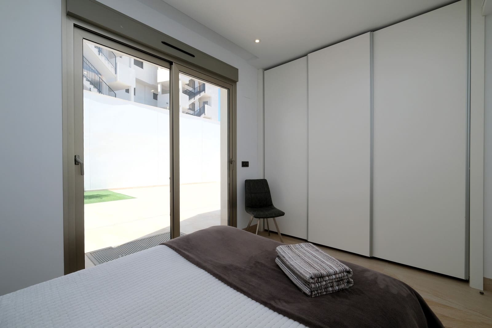3 soveværelse Villa til salg i Villamartin med swimmingpool garage - € 485.000 (Ref: 10011070)