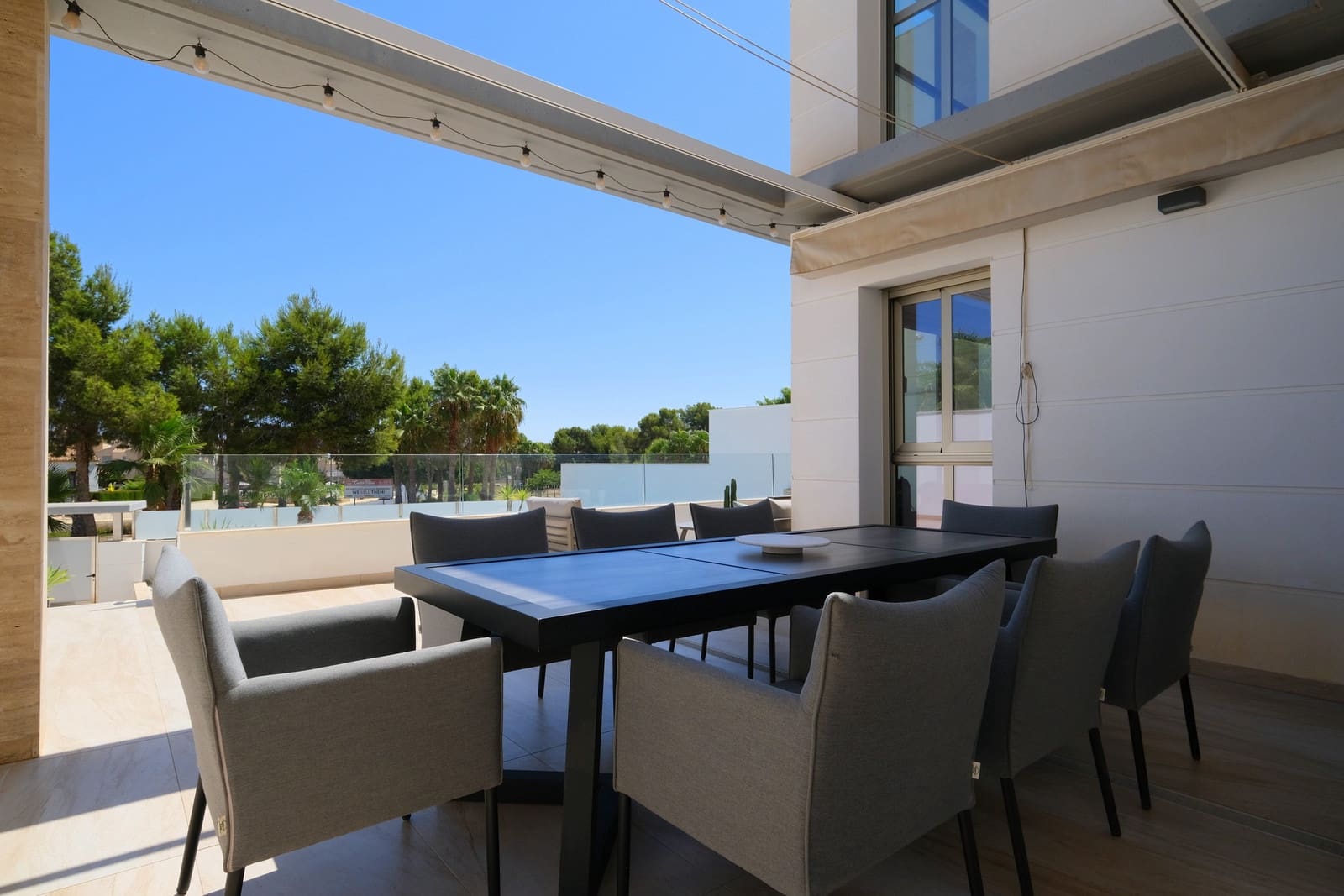3 soveværelse Villa til salg i Villamartin med swimmingpool garage - € 485.000 (Ref: 10011070)