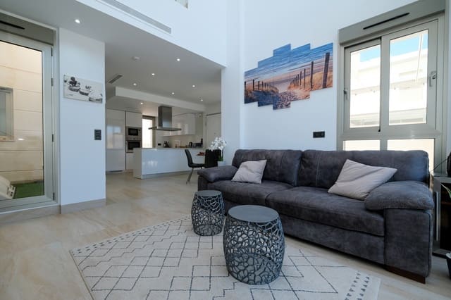 3 soveværelse Villa til salg i Villamartin, Orihuela med swimmingpool garage - € 485.000 (Ref: 10011070)