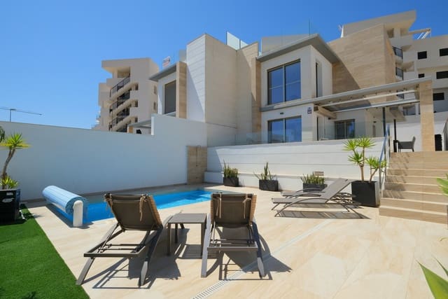 3 soveværelse Villa til salg i Villamartin, Orihuela med swimmingpool garage - € 485.000 (Ref: 10011070)