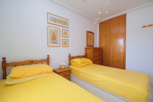 2 soveværelse Lejlighed til salg i Los Europeos, Torrevieja med swimmingpool - € 135.000 (Ref: 10015120)