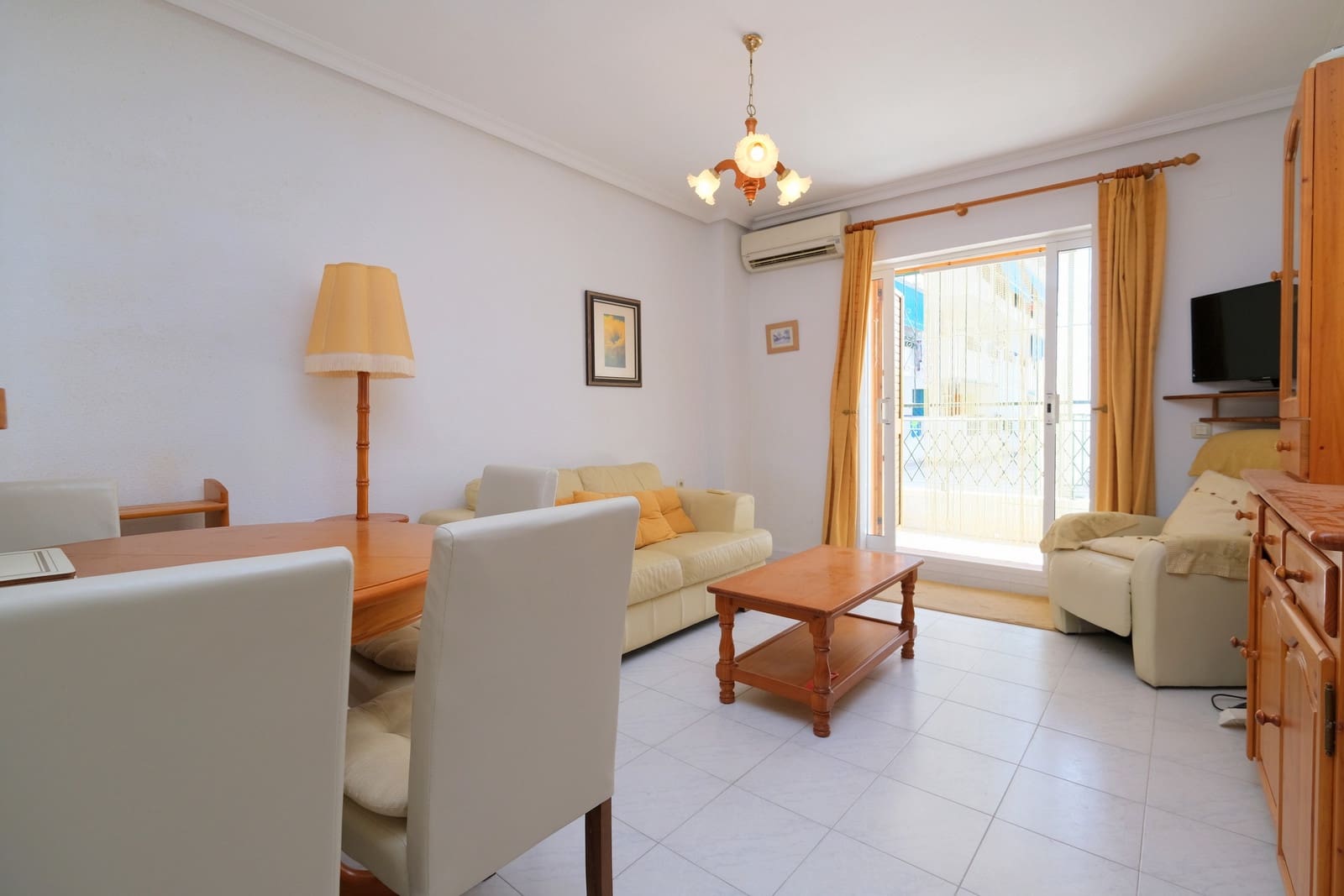2 soveværelse Lejlighed til salg i La Mata med swimmingpool - € 135.000 (Ref: 10015120)