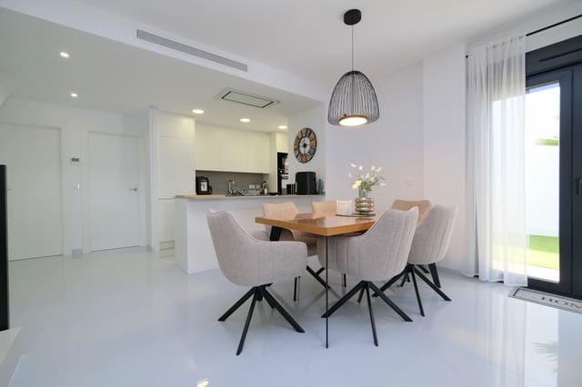 3 bedroom Villa for sale in Vistabella, Orihuela with pool garage - € 475,000 (Ref: 10022071)