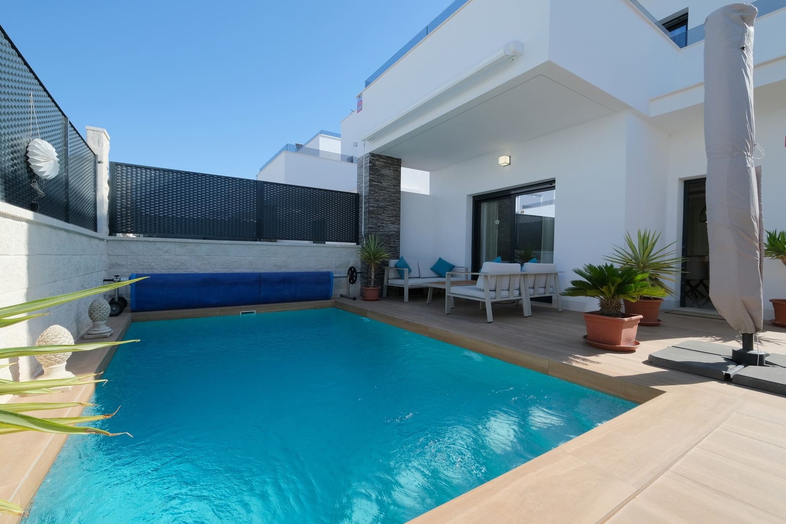 3 bedroom Villa for sale in Vistabella with pool garage - € 475,000 (Ref: 10022071)