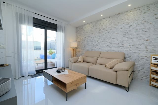 3 bedroom Villa for sale in Vistabella, Orihuela with pool garage - € 475,000 (Ref: 10022071)