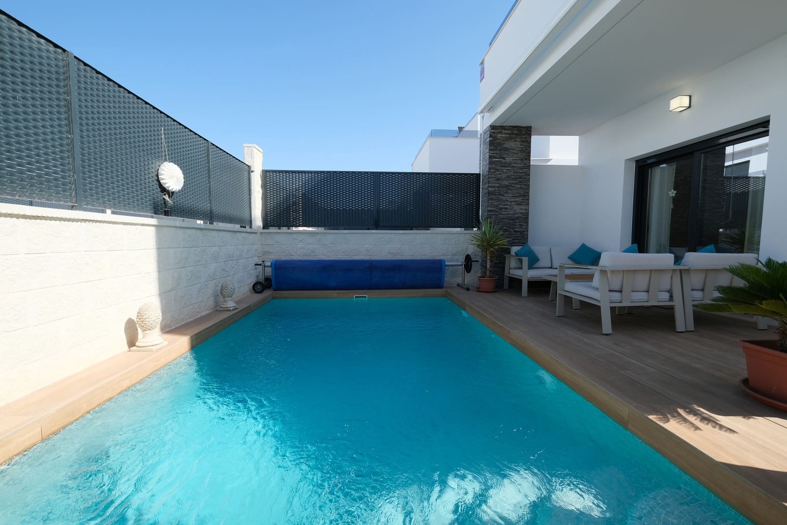 3 bedroom Villa for sale in Vistabella with pool garage - € 475,000 (Ref: 10022071)