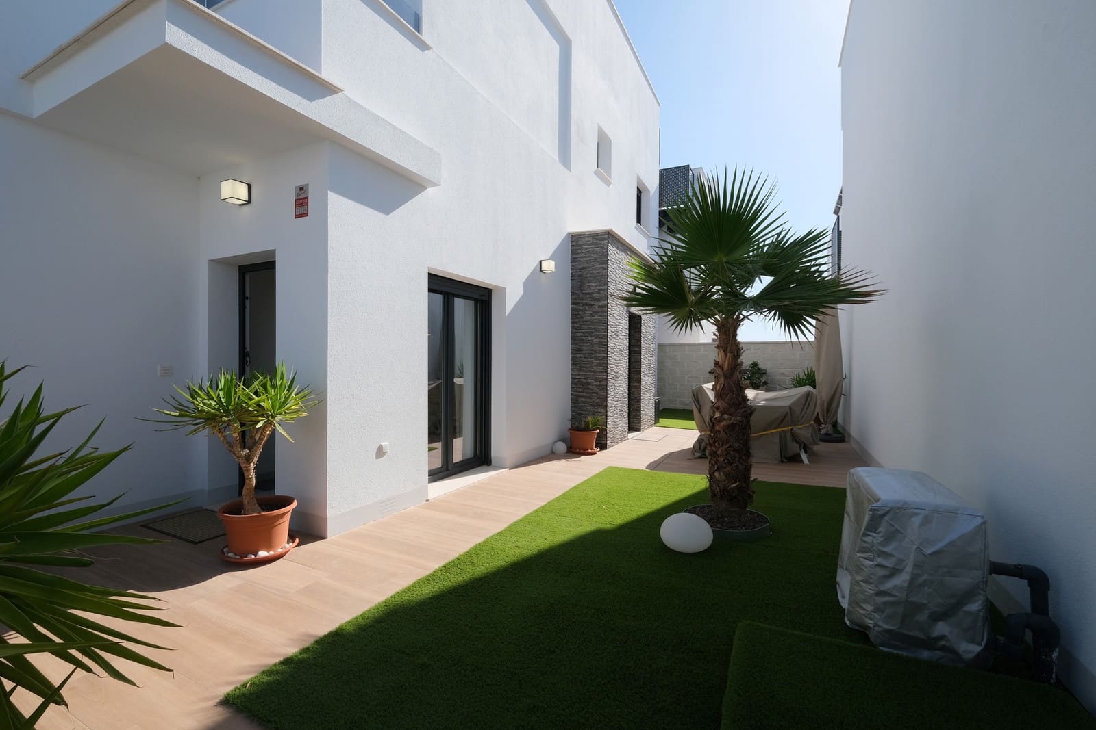 3 bedroom Villa for sale in Vistabella with pool garage - € 475,000 (Ref: 10022071)