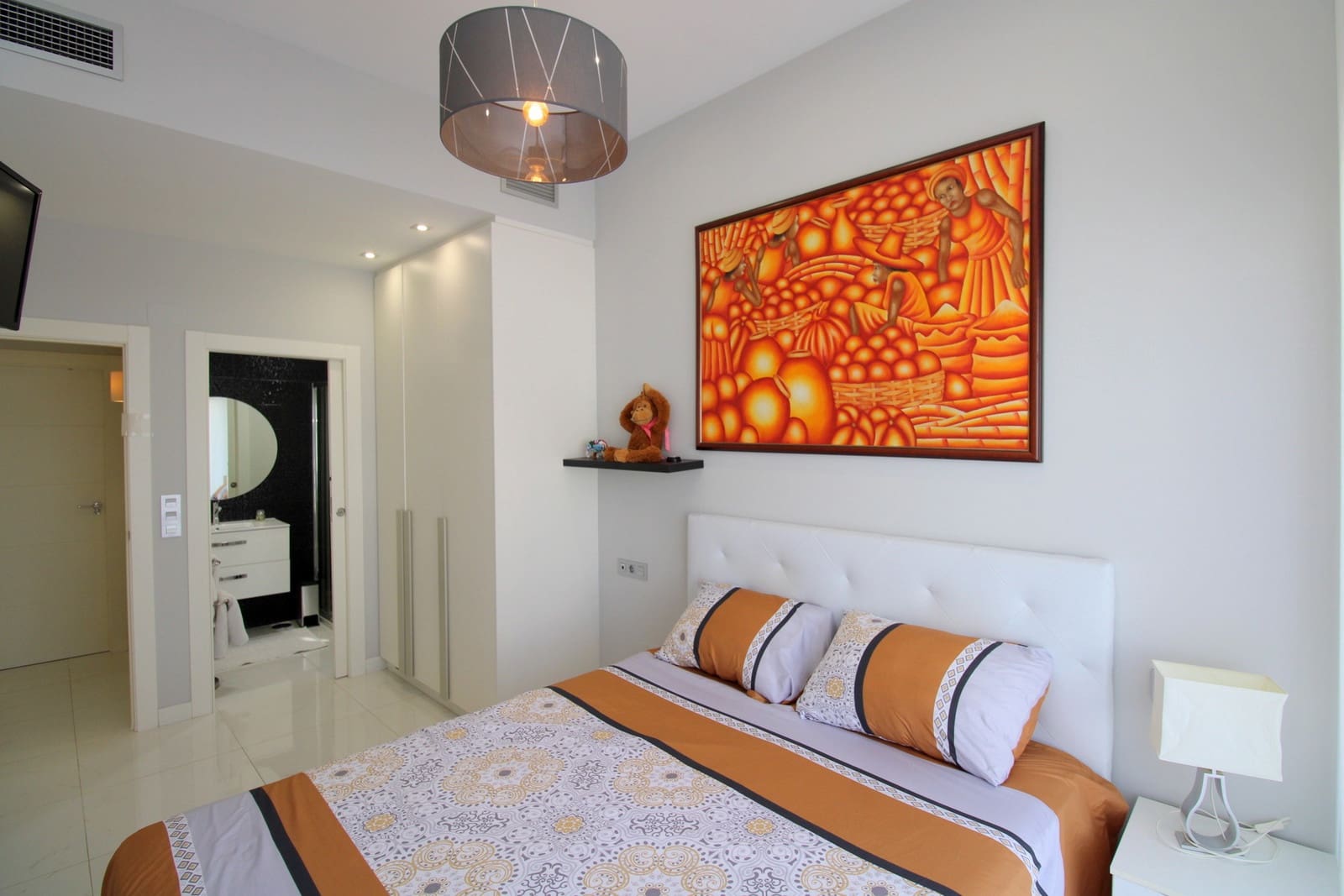 3 bedroom Villa for sale in Villamartin with pool garage - € 445,000 (Ref: 10023637)