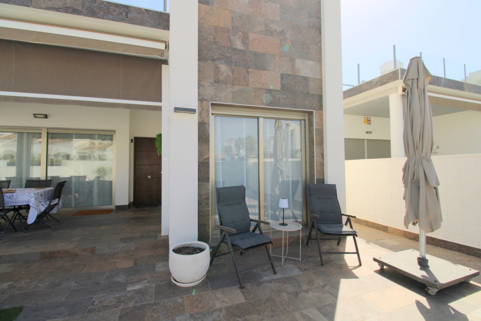 3 bedroom Villa for sale in Villamartin with pool garage - € 445,000 (Ref: 10023637)