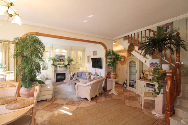 2 chambre Villa/Maison à vendre à Los Altos avec piscine garage - 340 000 € (Ref: 10023638)
