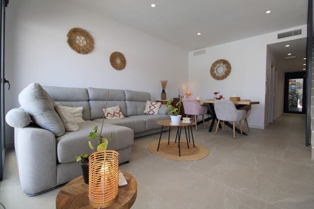 3 soveværelse Byhus til salg i San Pedro del Pinatar ciudad, San Pedro del Pinatar med swimmingpool garage - € 375.000 (Ref: 10026881)