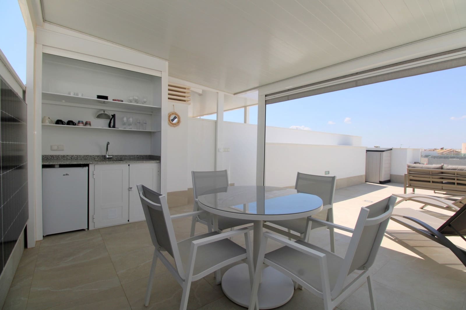 3 soveværelse Byhus til salg i San Pedro del Pinatar med swimmingpool garage - € 375.000 (Ref: 10026881)
