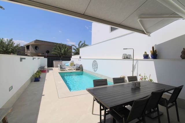 3 soveværelse Byhus til salg i San Pedro del Pinatar ciudad, San Pedro del Pinatar med swimmingpool garage - € 375.000 (Ref: 10026881)