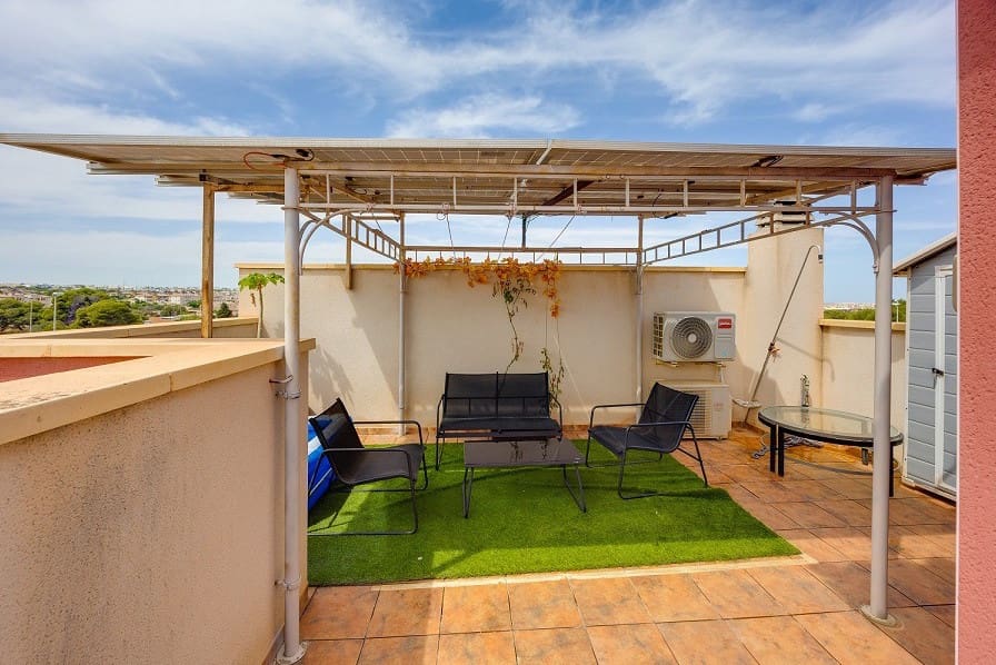 2 soveværelse Lejlighed til salg i Cabo Roig med swimmingpool - € 239.000 (Ref: 10030142)