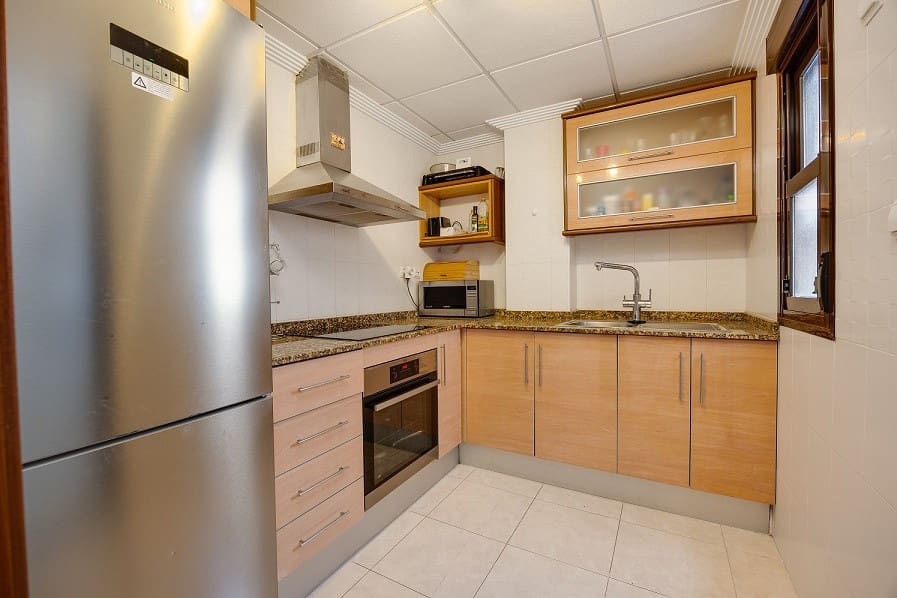2 soveværelse Lejlighed til salg i Cabo Roig med swimmingpool - € 239.000 (Ref: 10030142)
