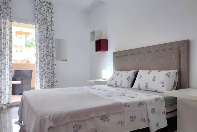 2 Zimmer Apartment zu verkaufen in Playa Flamenca, Orihuela mit Pool Garage - 239.000 € (Ref: 10030143)