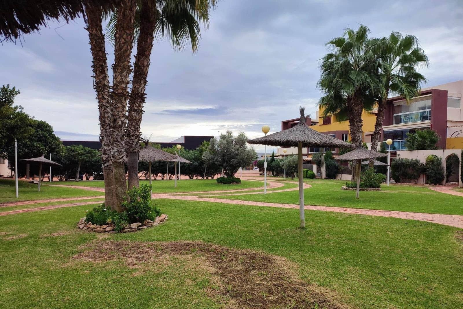 2 Zimmer Apartment zu verkaufen in Playa Flamenca mit Pool Garage - 239.000 € (Ref: 10030143)