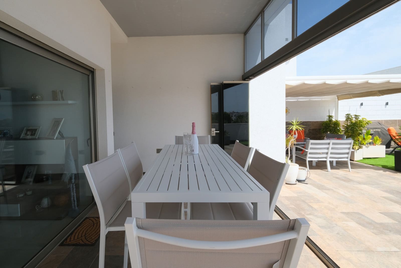 3 slaapkamer Villa te koop in Villamartin met zwembad - € 449.995 (Ref: 10033527)