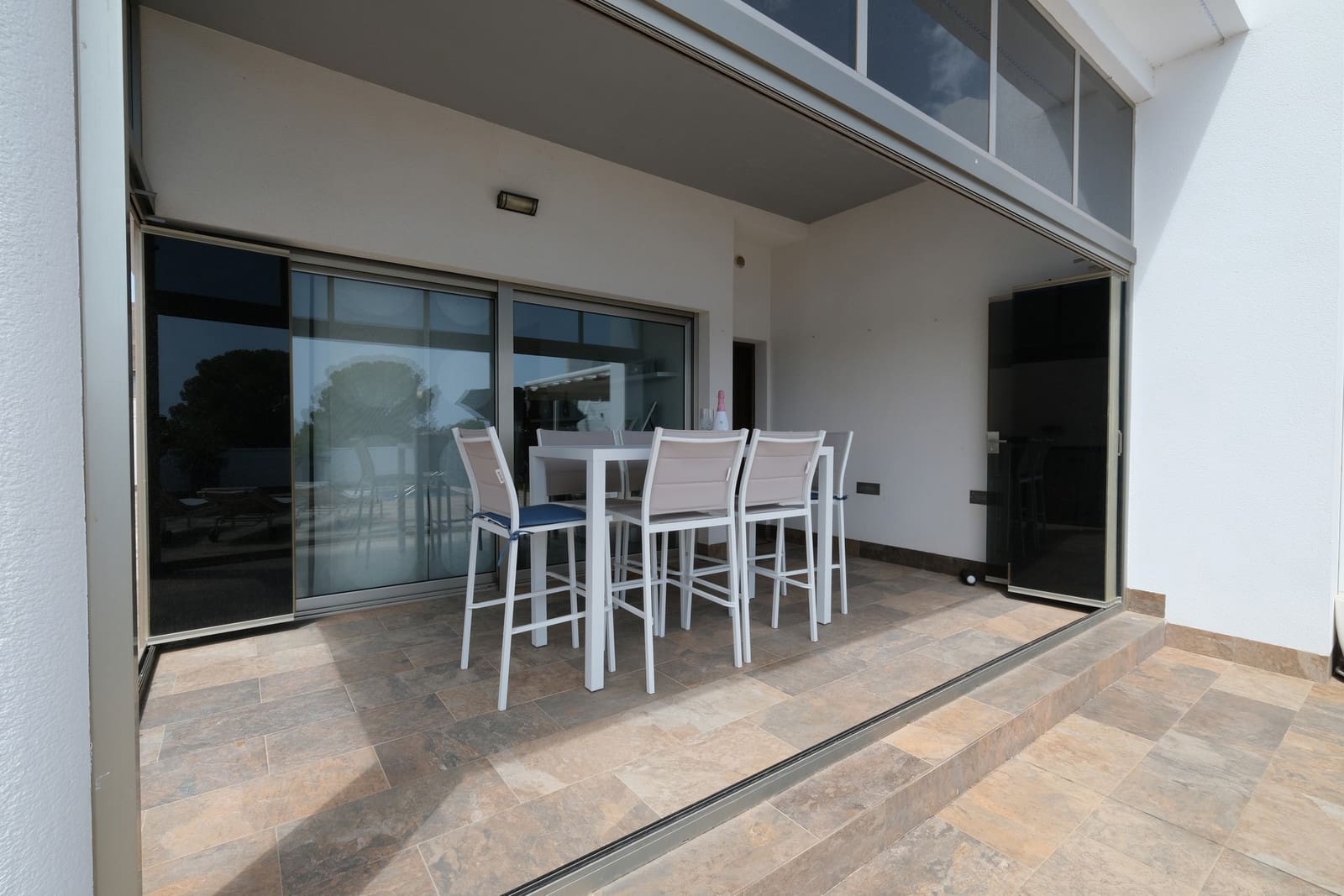 3 slaapkamer Villa te koop in Villamartin met zwembad - € 449.995 (Ref: 10033527)