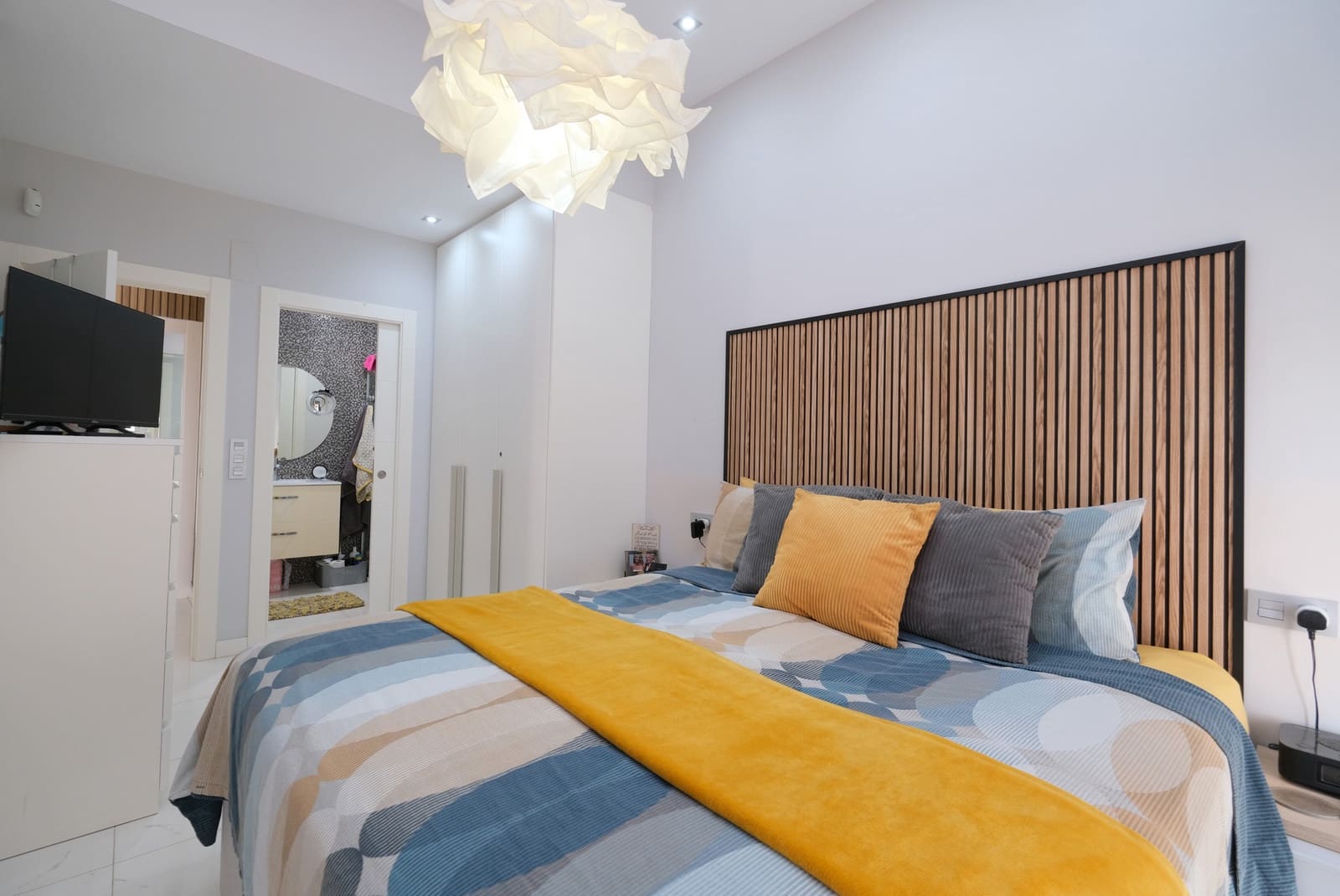 3 slaapkamer Villa te koop in Villamartin met zwembad - € 449.995 (Ref: 10033527)
