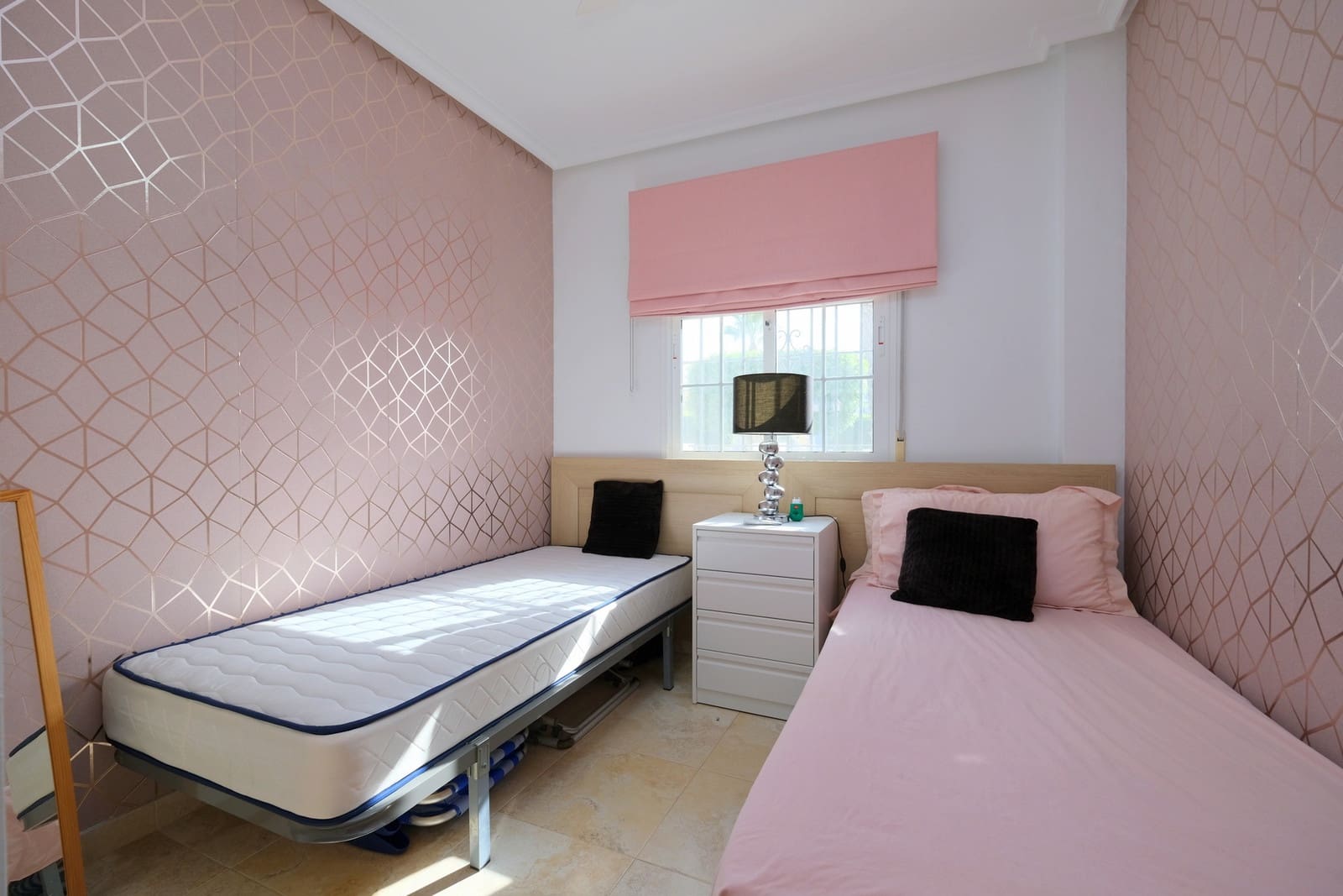 2 bedroom Apartment for sale in Cabo Roig with pool - € 189,995 (Ref: 10034977)