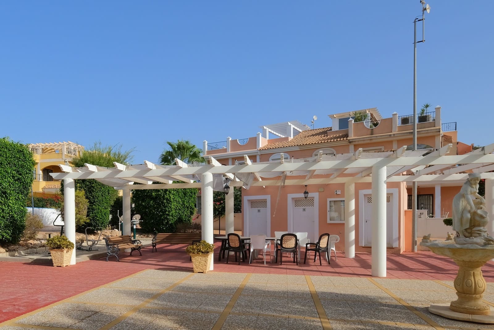2 bedroom Apartment for sale in Cabo Roig with pool - € 189,995 (Ref: 10034977)