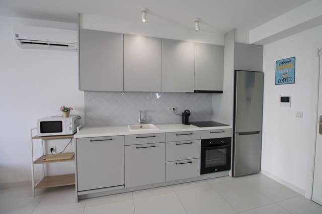 2 slaapkamer Appartement te koop in San Miguel de Salinas met zwembad garage - € 225.000 (Ref: 10054809)