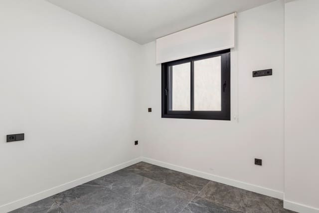 4 Zimmer Villa zu verkaufen in Torre de la Horadada, Pilar de la Horadada mit Pool Garage - 649.000 € (Ref: 10061351)