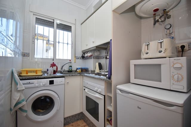 2 bedroom Penthouse for sale in Villamartin, Orihuela with pool garage - € 129,999 (Ref: 10063871)