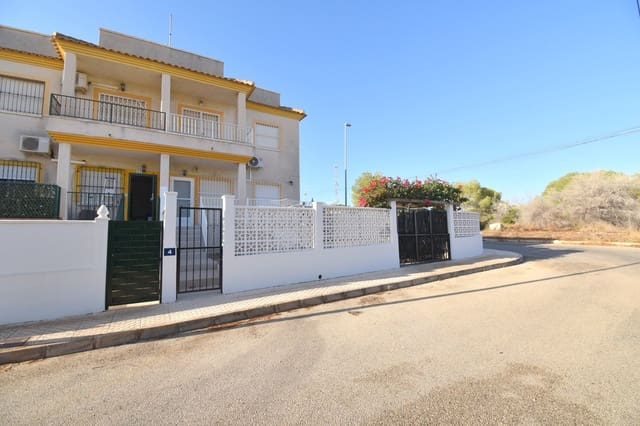 2 bedroom Penthouse for sale in Villamartin, Orihuela with pool garage - € 129,999 (Ref: 10063871)