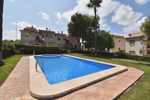 2 bedroom Penthouse for sale in Villamartin, Orihuela with pool garage - € 129,999 (Ref: 10063871)