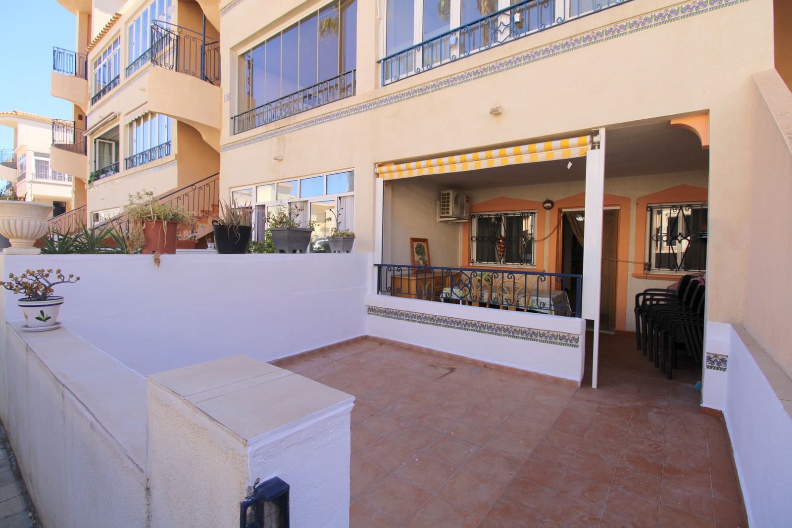 2 slaapkamer Appartement te koop in Punta Prima met zwembad garage - € 147.000 (Ref: 10077688)