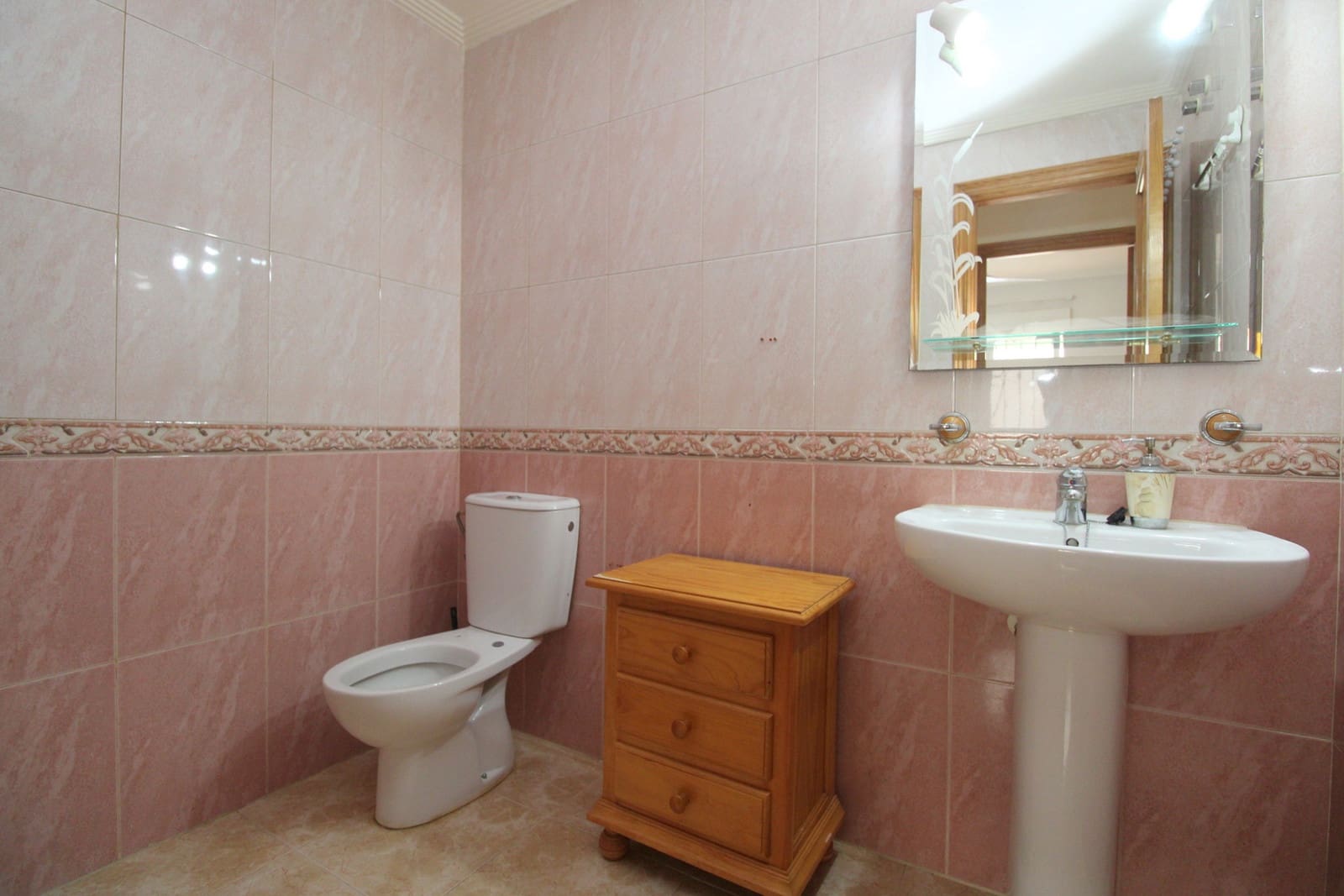 2 slaapkamer Appartement te koop in Punta Prima met zwembad garage - € 147.000 (Ref: 10077688)