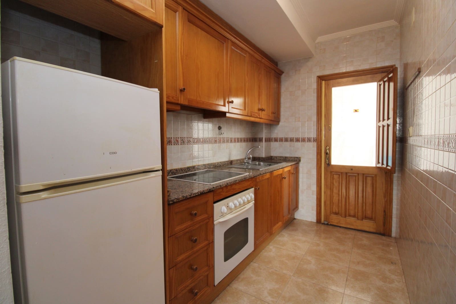 2 slaapkamer Appartement te koop in Punta Prima met zwembad garage - € 147.000 (Ref: 10077688)