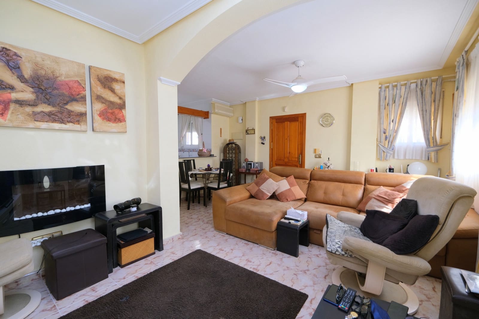 2 soveværelse Byhus til salg i Playa Flamenca med swimmingpool garage - € 219.500 (Ref: 10080513)