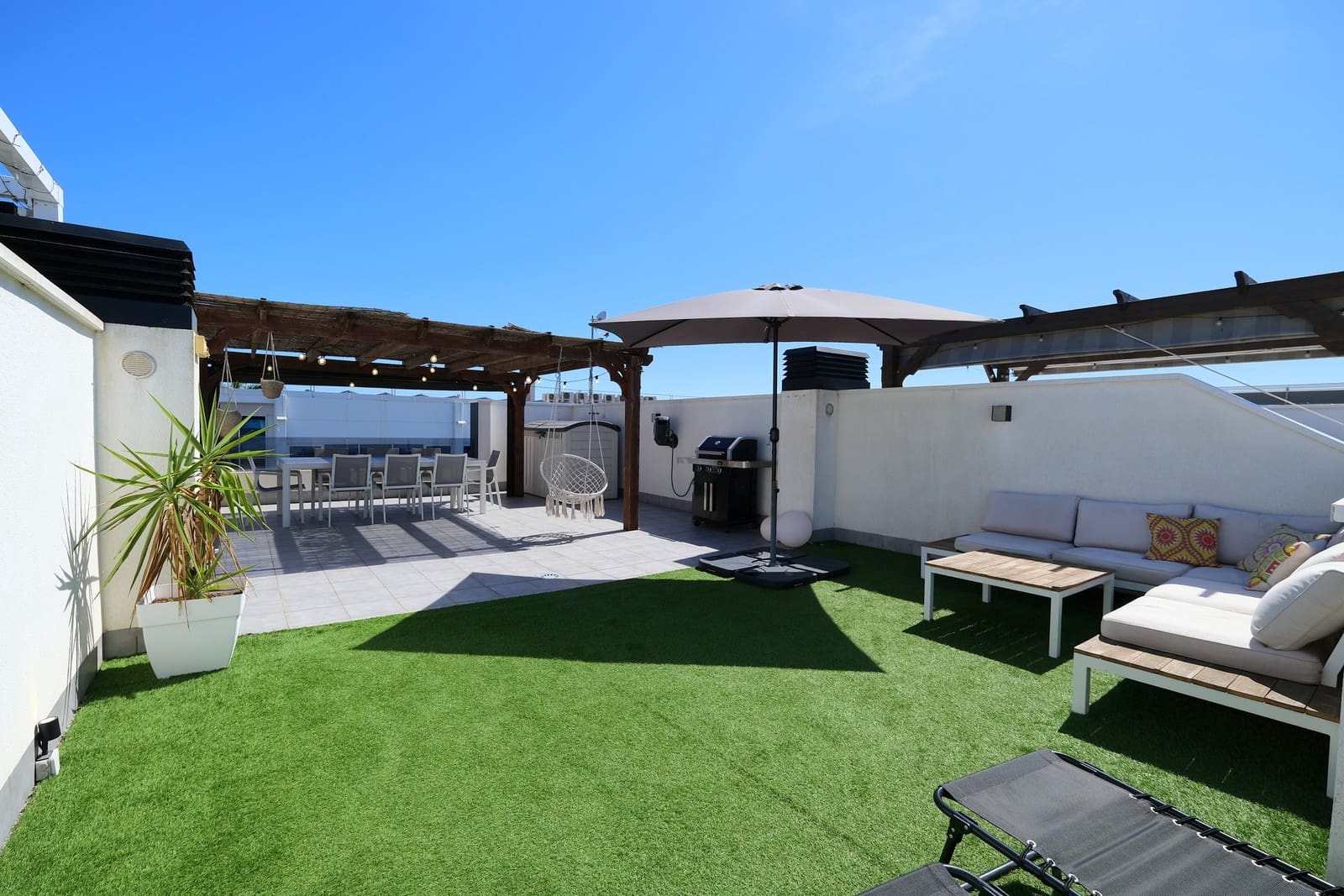 Ático de 2 habitaciones en San Pedro del Pinatar en venta con piscina garaje - 249.995 € (Ref: 10097646)
