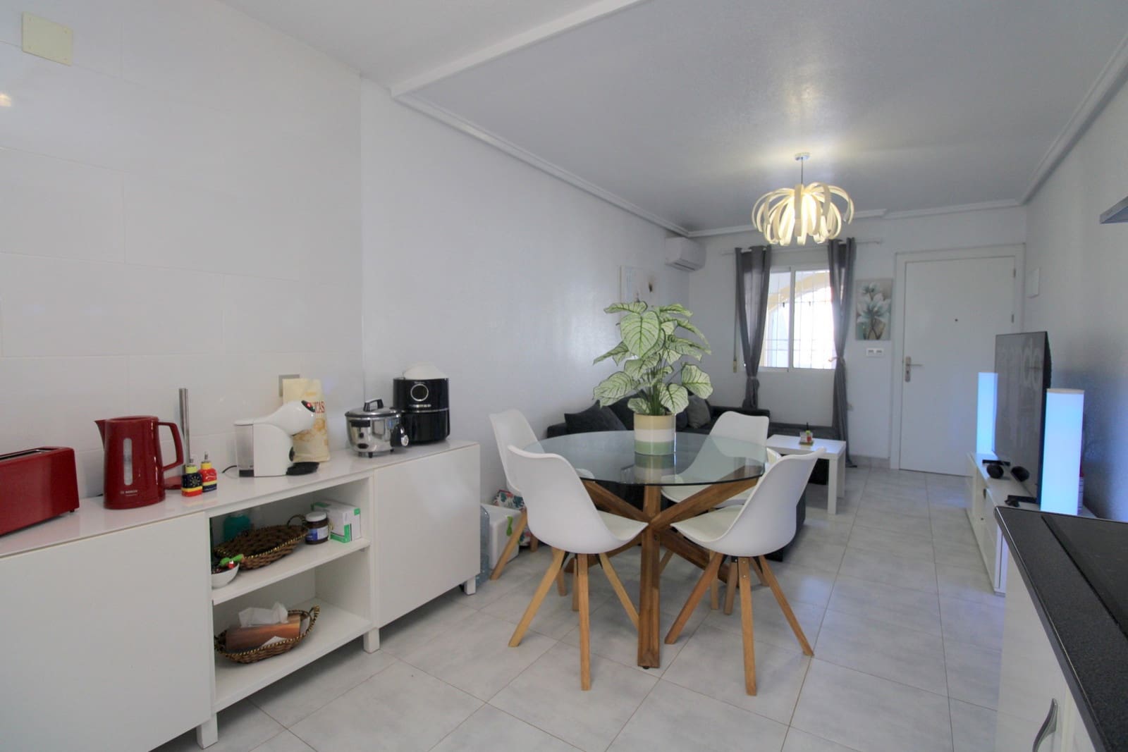 2 quarto Apartamento para venda em Torrevieja com piscina garagem - 209 000 € (Ref: 10097647)