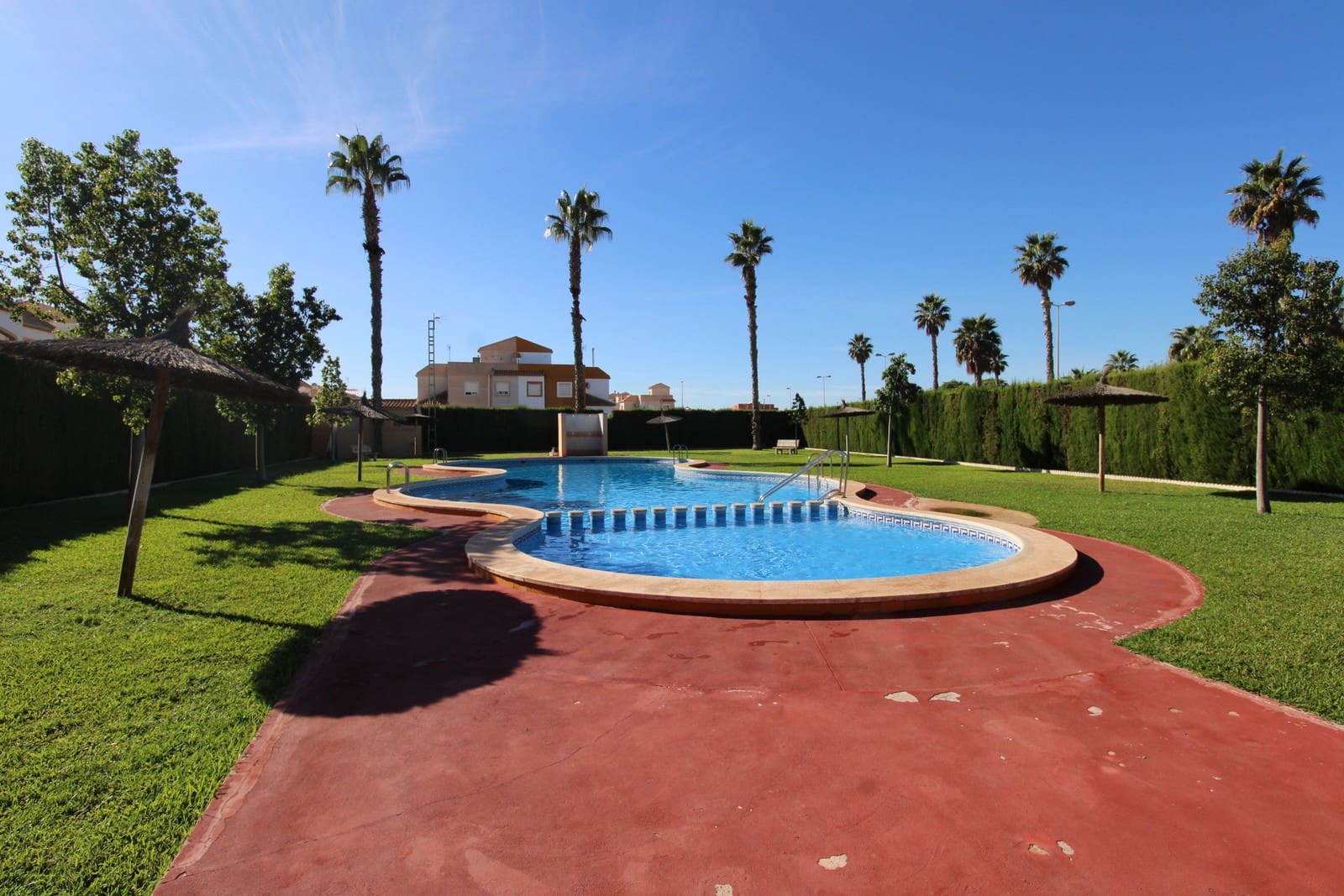2 quarto Apartamento para venda em Torrevieja com piscina garagem - 209 000 € (Ref: 10097647)