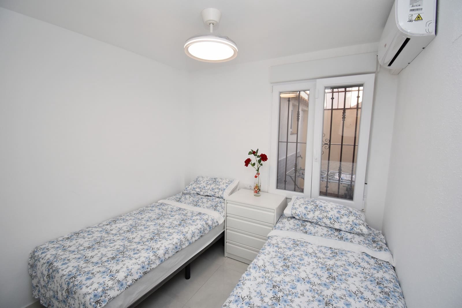 2 makuuhuone Huoneisto myytävänä paikassa La Zenia mukana uima-altaan - 218 000 € (Ref: 10099728)