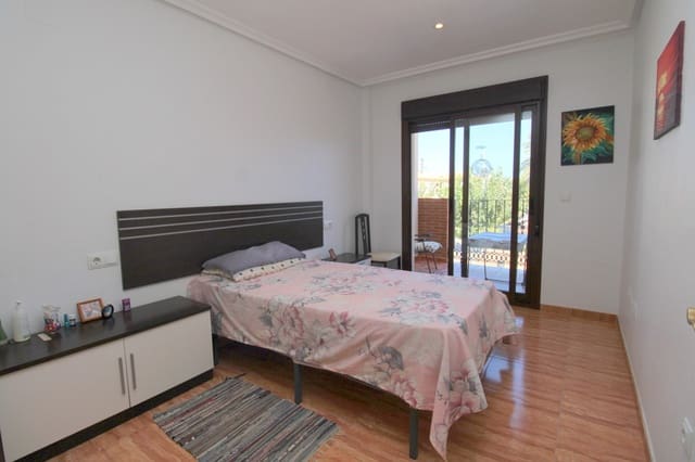 Apartamento de 3 habitaciones en Los Peñascos - El Salero - Los Imbernones, San Pedro del Pinatar en venta con piscina garaje - 195.000 € (Ref: 10099729)