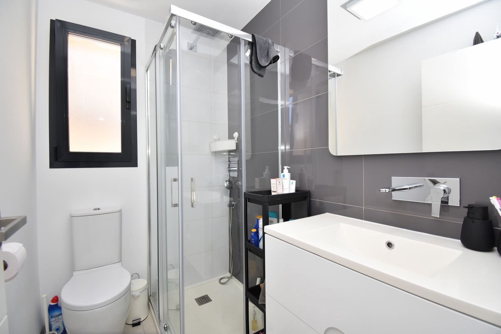 2 makuuhuone Huoneisto myytävänä paikassa Torre de la Horadada mukana uima-altaan - 299 999 € (Ref: 10099730)