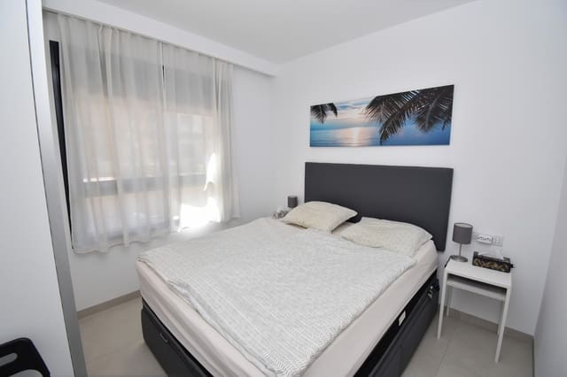 2 makuuhuone Huoneisto myytävänä paikassa Torre de la Horadada, Pilar de la Horadada mukana uima-altaan - 299 999 € (Ref: 10099730)