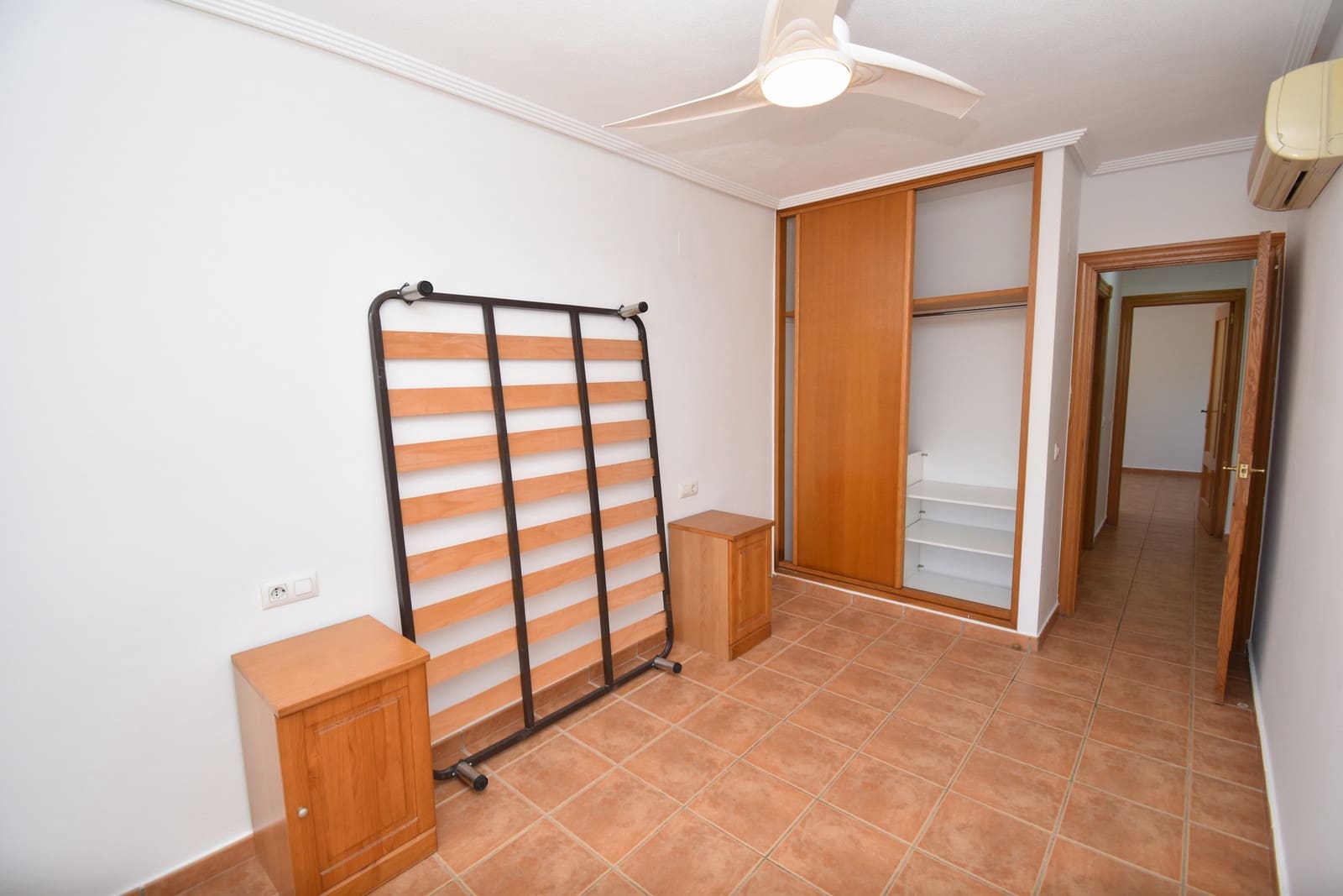 3 sypialnia Dom na sprzedaż w Torre de la Horadada z basenem garażem - 365 000 € (Ref: 10101863)