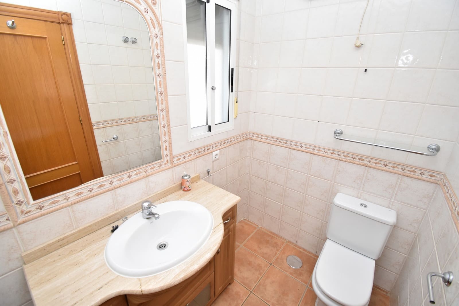 3 sypialnia Dom na sprzedaż w Torre de la Horadada z basenem garażem - 365 000 € (Ref: 10101863)
