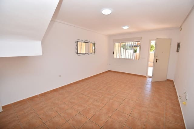 3 sypialnia Dom na sprzedaż w Torre de la Horadada, Pilar de la Horadada z basenem garażem - 365 000 € (Ref: 10101863)